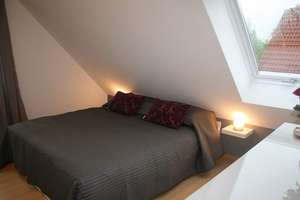 Möblierte 2-Zimmer-Dachgeschosswohnung in München Solln – Die vollständige Adresse der Immobilie erhältst du vom Anbieter., 81477 Obersendling, München – Vorschaubild 10