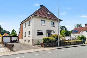 Schönes 8-Zimmer-Zweifamilienhaus in toller Lage von Bielefeld-Quelle – 33649 Brackwede, Bielefeld – Vorschaubild 1