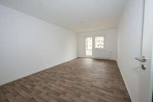 Für Sie in Sanierung- 3-Raumwohnung mit Balkon im Lieblingskiez. – Gneisenauring 18, 39130 Neu Olvenstedt, Magdeburg – Vorschaubild 8