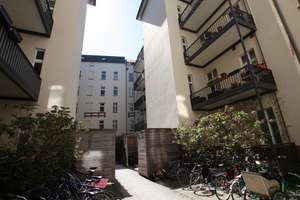 BESTE LAGE in BESTER GEGEND 3 Zimmer Stuckaltbau Aufzug Loggia – Düsseldorfer Straße 14, 10719 Wilmersdorf, Berlin – Vorschaubild 13