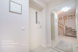 Schöne helle 7 Zimmer-Maisonette: Wohnen oder teilen in zwei Einheiten – Die vollständige Adresse der Immobilie erhältst du vom Anbieter., 81247 Obermenzing, München – Vorschaubild 10