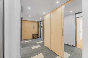 Großes Mehrfamilienhaus, Pool u. Doppelgarage, gepflegt, teilrenoviert – Hochlandstraße 27, 80995 Feldmoching, München – Vorschaubild 13