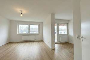 Frisch renoviert: Helle 3.5-Zi.-Wohnung mit Süd-Westbalkon & Garage - Provisionsfrei! – Ravensburgerstraße 134, 89079 Wiblingen, Ulm – Vorschaubild 4