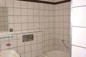 Praktische und gut gelegene ETW mit Balkon und Tiefgaragenstellplatz in Düsseldorf-Angermund – Die vollständige Adresse der Immobilie erhältst du vom Anbieter., 40489 Angermund, Düsseldorf – Vorschaubild 13