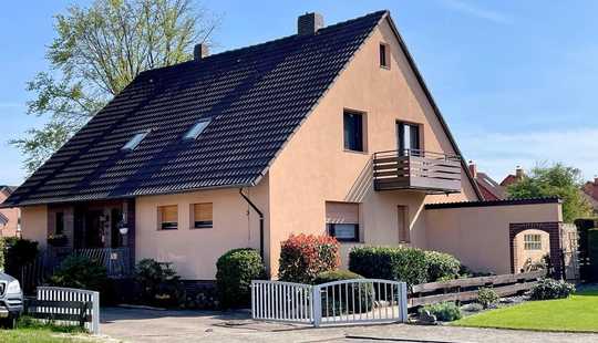 Bild von 2-Familienhaus direkt in Uetze