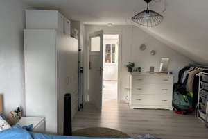Traumhafte 2-ZKB Wohnung in zentraler Lage mit kleinem Wintergarten – Die vollständige Adresse der Immobilie erhältst du vom Anbieter., 76133 Innenstadt-West, Karlsruhe – Vorschaubild 11