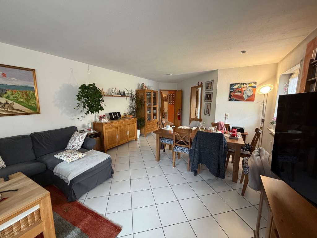 Immobilie in Pfaffenweiler - Attraktive 3-Zimmer-Wohnung mit Balkon und TG-Stellplatz in Pfaffenweiler - Bild 4