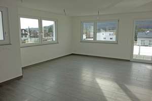 Moderne hochwertige 3 ZW im 1. OG eines KFW-55 Hauses mit EBK, Balkon und TG-Stellplatz mit Wallbox – Die vollständige Adresse der Immobilie erhältst du vom Anbieter., 71229 Leonberg – Vorschaubild 5