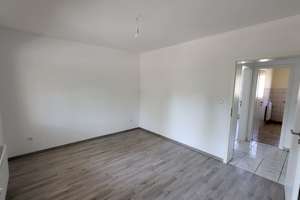 Helle 3,5 Raum Wohnung in GE-Schalke-Nord, zentrale Lage, provisionsfrei – Kurt-Schumacher-Str. 188, 45881 Schalke-Nord, Gelsenkirchen – Vorschaubild 9