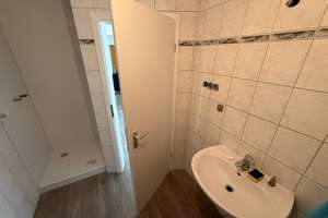 Moderne 3,5-Zimmer Wohnung mit Balkon im 2. OG in Essen-Steele – Joseph-Boismard-Weg 6, 45276 Steele, Essen – Vorschaubild 2