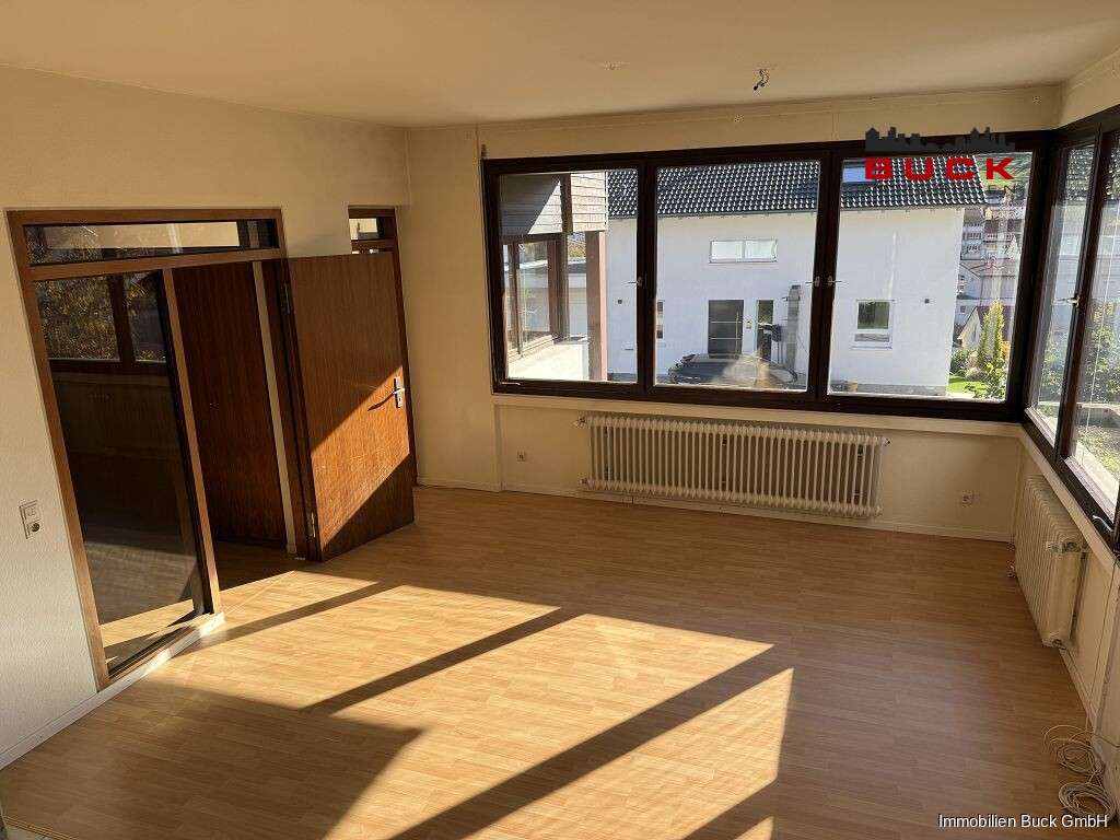 Immobilie in Deggingen - Familienparadies in Top-Wohnlage - Schöne Aussicht, Ruhe und viel Platz! - Bild 4