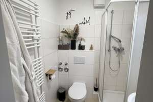 2-Zimmer-Wohnung mit überdachtem Balkon zur Untermiete in sehr ruhiger Straße. – 22455 Niendorf, Hamburg – Vorschaubild 11