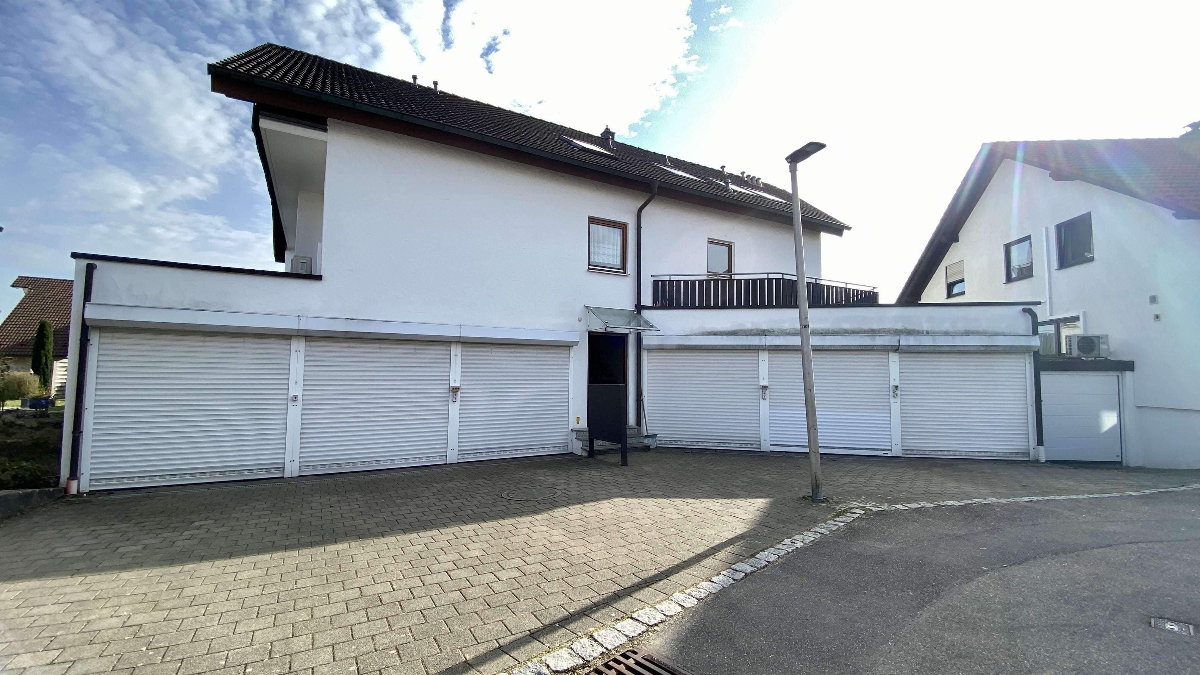 Großzügige Wohnung in Abstatt - Terrasse, Balkon & Potenzial, Heilbronn Kreis – Bild 1