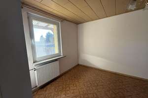 Dieses Einfamilienhaus ist in Massivbauweise mit viel Nebengebäude – Die vollständige Adresse der Immobilie erhältst du vom Anbieter., 29413 Diesdorf – Vorschaubild 8