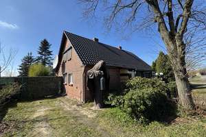 RAUMWUNDER MIT WEITBLICK: MASSIVES EFH AUF CA. 5.900 M² NATURGRUNDSTÜCK MIT PROFI-AUSSTATTUNG – Friedensstraße 4, 19294 Grebs-Niendorf – Vorschaubild 2