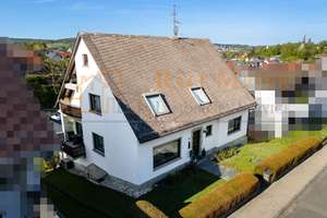 * Für die Familie. Sonnige Lage in Burgsolms! * – Die vollständige Adresse der Immobilie erhältst du vom Anbieter., 35606 Solms – Vorschaubild 1