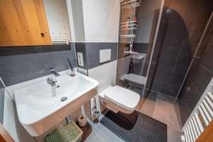 Unternehmer Villa mit privatem Spa und mediterranem Charakter in Waibstadt – Die vollständige Adresse der Immobilie erhältst du vom Anbieter., 74915 Waibstadt – Vorschaubild 12
