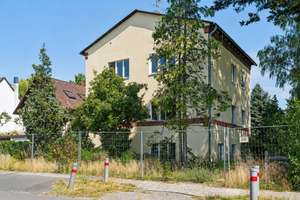 Mehrgenerationenhaus oder 3 Wohnungen++Viele Möglichkeiten für Liebhaber der 1930er Jahre – Die vollständige Adresse der Immobilie erhältst du vom Anbieter., 12209 Lichterfelde, Berlin – Vorschaubild 2