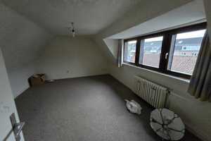 Wohnhaus mit vermieteter Gewerbeeinheit mitten in Krefeld - Hüls – Krefelder Straße 4, 47839 Krefeld – Vorschaubild 20