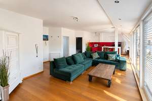 Lichtdurchflutete 2-Zimmer-Wohnung mit Domblick - ohne Makler