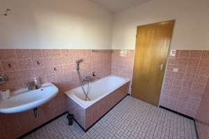 Zwei-Zimmer-Wohnung in zentraler Lage von Wassertrüdingen – Die vollständige Adresse der Immobilie erhältst du vom Anbieter., 91717 Wassertrüdingen – Vorschaubild 3