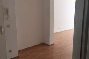 Erstbezug nach Modernisierung 3-Zimmer-Wohnung mit Terrasse in Oberrad – 60599 Oberrad, Frankfurt am Main – Vorschaubild 3