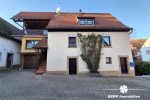 BERK Immobilien – Wohnhaus mit Herz: Gemütlichkeit und Scheune auf großem Grundstück – Die vollständige Adresse der Immobilie erhältst du vom Anbieter., 63879 Weibersbrunn – Vorschaubild 1