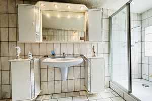 • Ihr neues zu Hause • Renovierungsbedürftiges Reihenhaus mit einem charmanten Innenhof • – Wickrather Str. 25, 41363 Neuss (Rhein-Kreis) – Vorschaubild 15