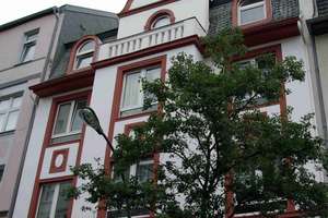 energetisch saniertes Haus + renovierte - 2 Zimmer KDB-Balkon - moderner Altbaucharme! – Stahlstraße 34, 40227 Oberbilk, Düsseldorf – Vorschaubild 1