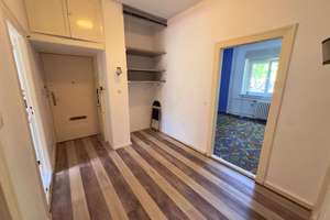 Charmante 3-Zimmer-Altbauwohnung mit 3 m Deckenhöhe & grünem Innenpark in Berlin – Die vollständige Adresse der Immobilie erhältst du vom Anbieter., 14199 Schmargendorf, Berlin – Vorschaubild 8