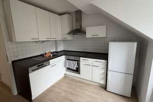  Lichtdurchflutete, sehr zentral gelegene 3-Zi.-DG-Wohnung in Düsseldorf-Zooviertel von privat – Die vollständige Adresse der Immobilie erhältst du vom Anbieter., 40239 Düsseltal, Düsseldorf – Vorschaubild 15