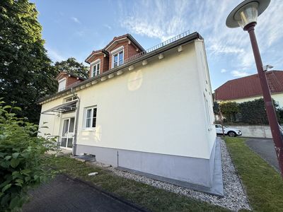 Freistehende kleine 4-Zimmer-Wohnung in traumhafter Lage für Eigennutzer oder Anleger!
