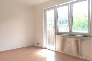 Möbliertes 1-Zimmer-Appartement mit Südbalkon in Mannheim-Schwetzingerstadt - zentral & ruhig – Augustaanlage 38, 68165 Mannheim – Vorschaubild 1