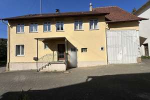 Sehr gepflegtes Haus mit Scheune im Zentrum von Ofterdingen - frei und sofort beziehbar ! – Die vollständige Adresse der Immobilie erhältst du vom Anbieter., 72131 Ofterdingen – Vorschaubild 3