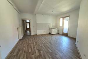 6 Zimmer, 150 m² & Altbauflair – Großzügiges Wohnen im Herzen von Bad Rodach – Die vollständige Adresse der Immobilie erhältst du vom Anbieter., 96476 Bad Rodach – Vorschaubild 13