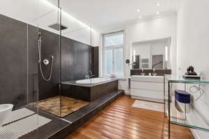 Altbau-Villa in Blankenese mit Panoramablick auf die Elbe und Aufzug auf allen Ebenen – Die vollständige Adresse der Immobilie erhältst du vom Anbieter., 22587 Blankenese, Hamburg – Vorschaubild 6