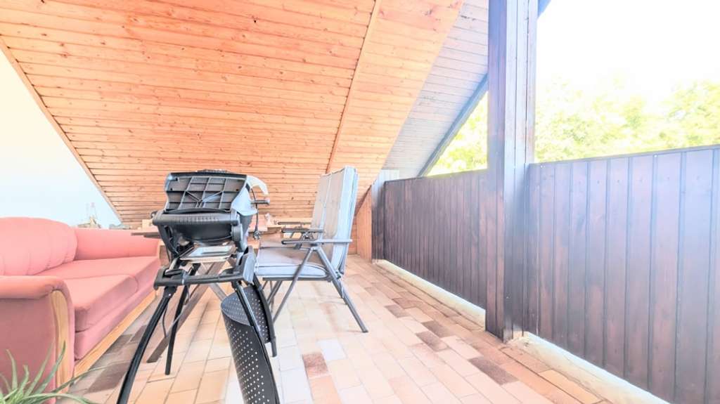 Immobilie in Hummeltal - Helle 3-Zimmer-Wohnung mit Loggia, Garage & Werkstatt – ruhig gelegen nahe Bayreuth - Bild 1