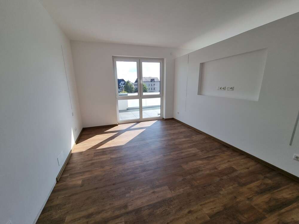 Immobilie in Lembruch - Wohnen, da wo andere Urlaub machen! KfW 55 Effizienzhaus - Penthouse-Eigentumswohnung mit großer Dac - Bild 7