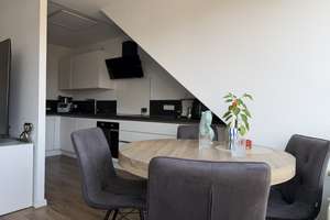 Moderne 3-Zimmer-Dachgeschosswohnung  mit Balkon im Duisburger Süden – Die vollständige Adresse der Immobilie erhältst du vom Anbieter., 47259 Hüttenheim, Duisburg – Vorschaubild 4