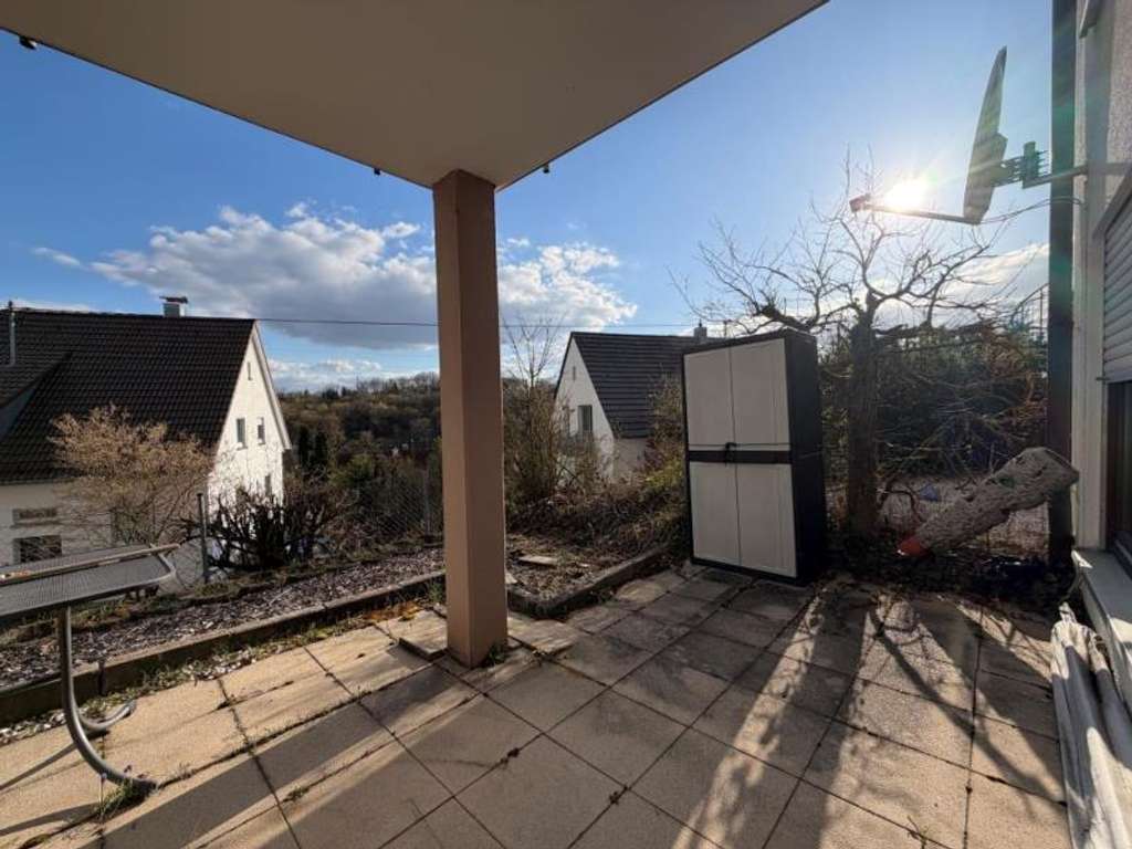 Immobilie in Ostfildern - Wohntraum! Interessante 2 Zimmer-Erdgeschosswohnung mit Terrasse & Garage! - Bild 0