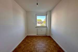 Moderne 4-Zimmer-Wohnung mit Garten in Schweinau zu vermieten  – Ambergerstraße 36, 90441 Hohe Marter, Nürnberg – Vorschaubild 3