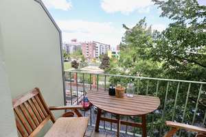 HOHE DECKEN, BALKON & PARKETTBODEN - BEGEHRTE KIEZLAGE, RUHIG & ZENTRAL - DIREKT AM HAUSBURGPARK – Kochhannstr. 19 ff, 10249 Friedrichshain, Berlin – Vorschaubild 15