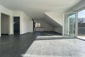 Neuwertige 3-Zi-Dachgeschosswohnung mit Balkon und Einbauküche in Ingolstadt – Schergweg 24, 85051 Süd, Ingolstadt – Vorschaubild 10