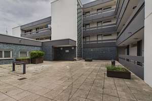 BIEBRICHER ALLEE - HELLES APARTMENT MIT BALKON, TAGESLICHTBAD UND KELLER – Die vollständige Adresse der Immobilie erhältst du vom Anbieter., 65187 Biebrich, Wiesbaden – Vorschaubild 17