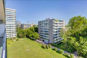 Möbliert: Großzügige 3-Zimmer Wohnung in Schwabing – Die vollständige Adresse der Immobilie erhältst du vom Anbieter., 80804 Am Luitpoldpark, München – Vorschaubild 16