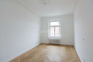 Repräsentative Altbauwohnung mit prachtvollem Stuck in absoluter Bestlage Altstadt – Die vollständige Adresse der Immobilie erhältst du vom Anbieter., 80331 Hackenviertel, München – Vorschaubild 12