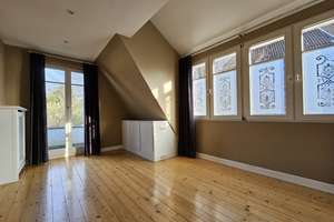 DREAMHOUSE Immobilienhaus: Für Liebhaber - charmantes Einfamilienhaus mit exklusiver Ausstattung – Die vollständige Adresse der Immobilie erhältst du vom Anbieter., 22589 Sülldorf, Hamburg – Vorschaubild 4