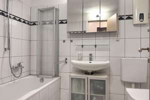 Vermietete 3-Zimmer-Wohnung mit Balkon! – Die vollständige Adresse der Immobilie erhältst du vom Anbieter., 40593 Urdenbach, Düsseldorf – Vorschaubild 11