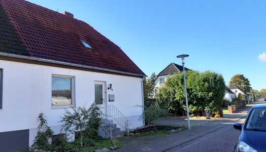 Bild von Verwirklichen Sie Ihren Traum in Wesendorf - DHH mit ca. 88 m² Wfl. + 571 m² Grundstück