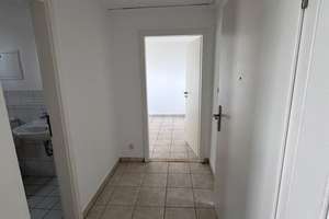 Perfekt für Singles * ruhige Lage * 1-Zi. * 35 m² – Feselenstr. 26, 85053 Südost, Ingolstadt – Vorschaubild 5